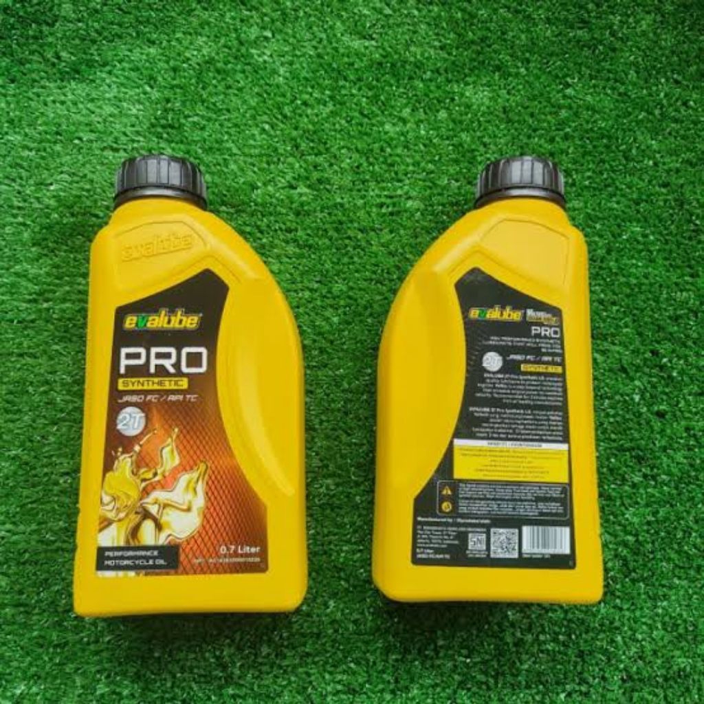 Oli Evalube Pro 2T 0.7L 20pcs Oli Samping Evalube Pro 700ml 2T 1 Dus