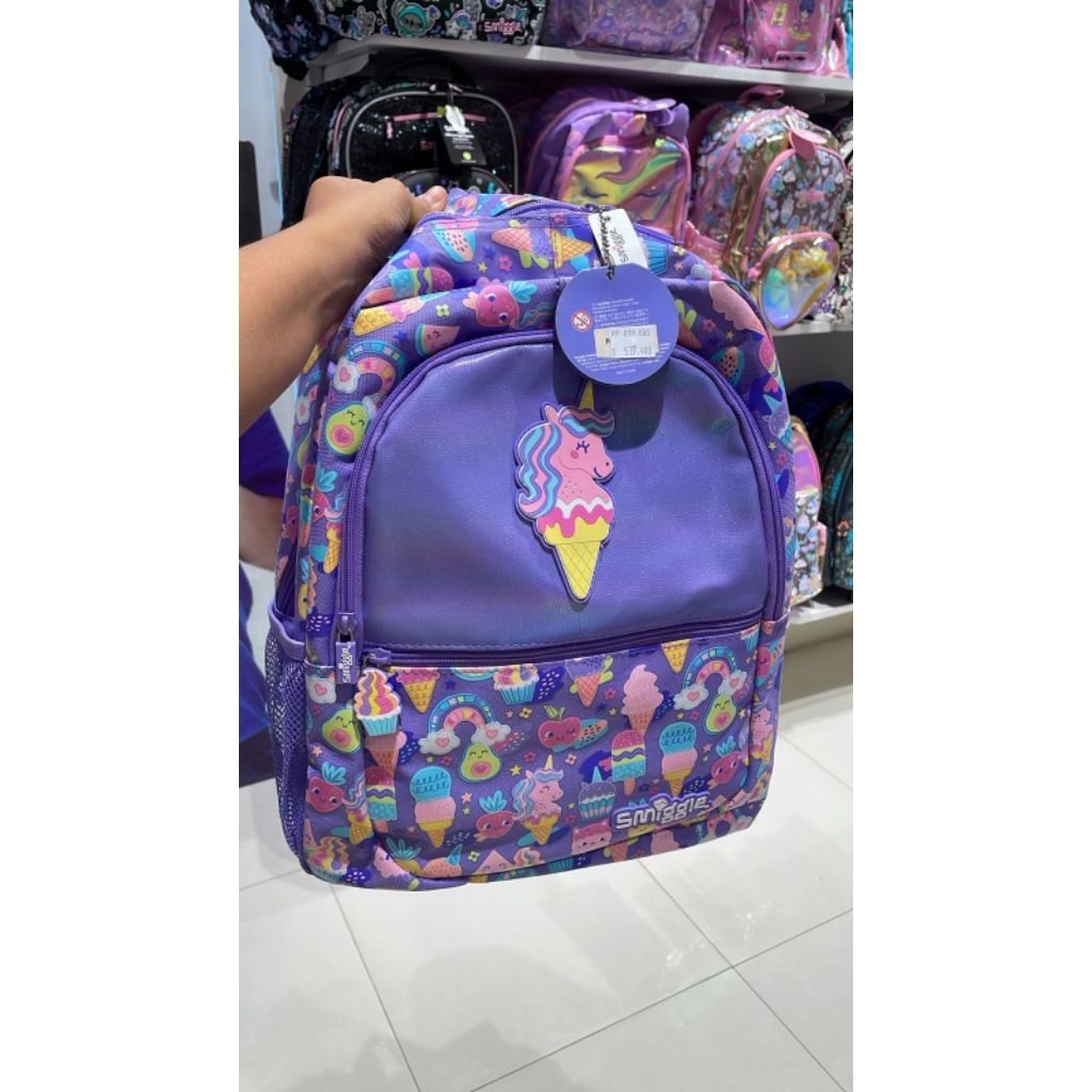 Tas anak SD Smiggle