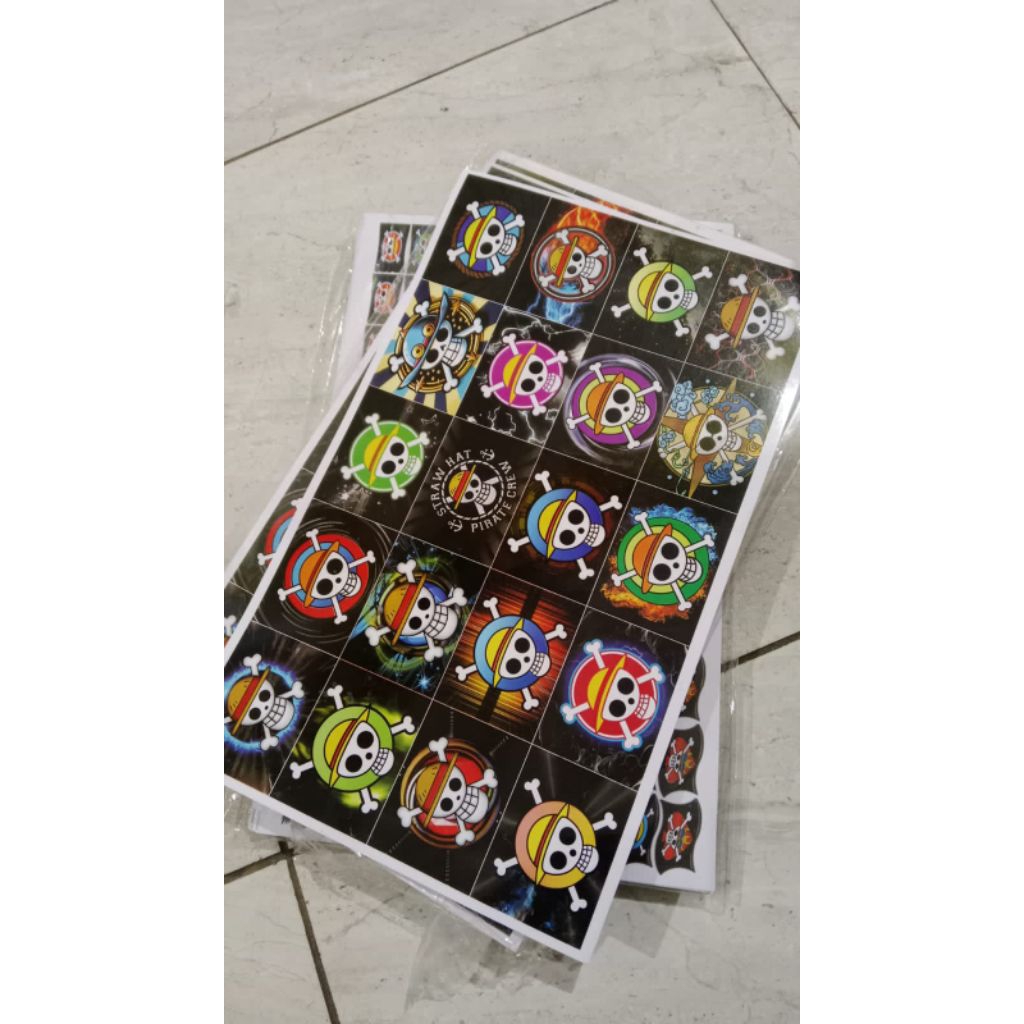 

STIKER ONE PIECE