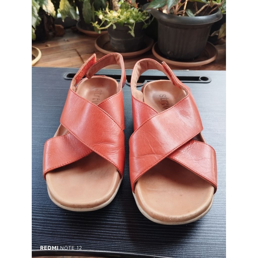 Sendal Wanita Preloved