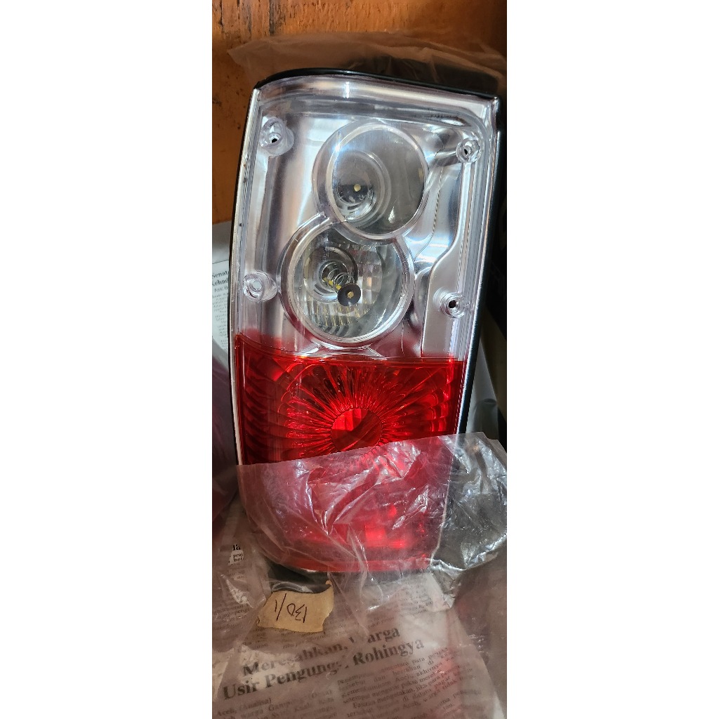 Lampu Stop Kijang Super Kristal