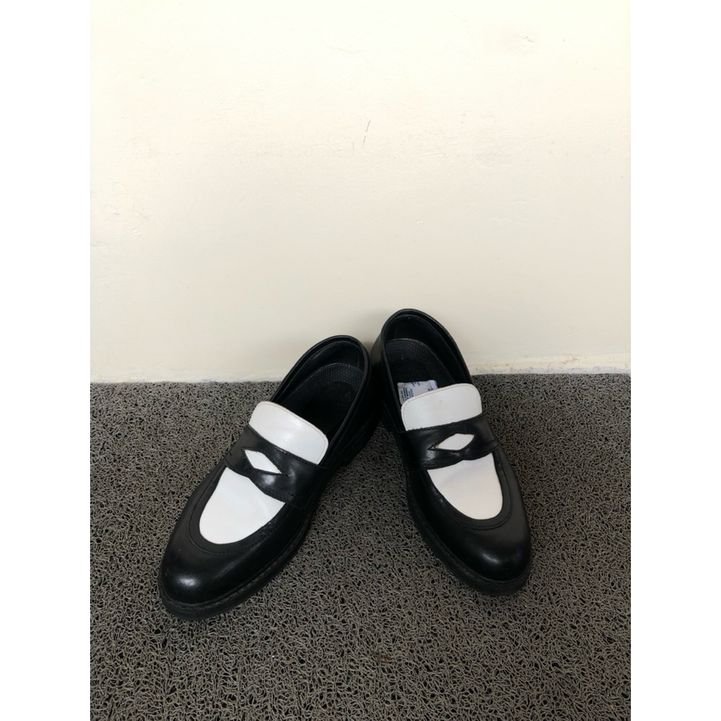 Preloved Loafers CJ Two Tone Black Nappa Milano