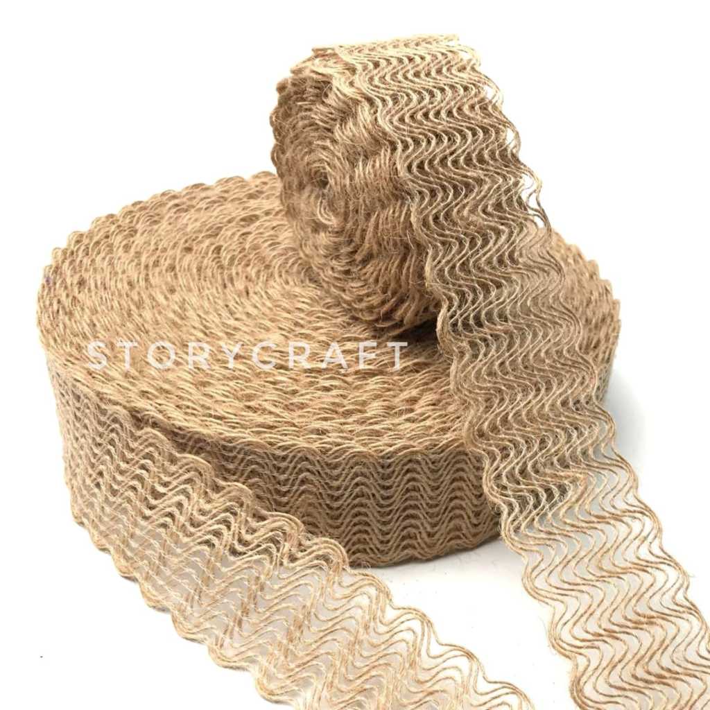 

1 YARD - 4.5 CM PITA GONI COKLAT GELOMBANG