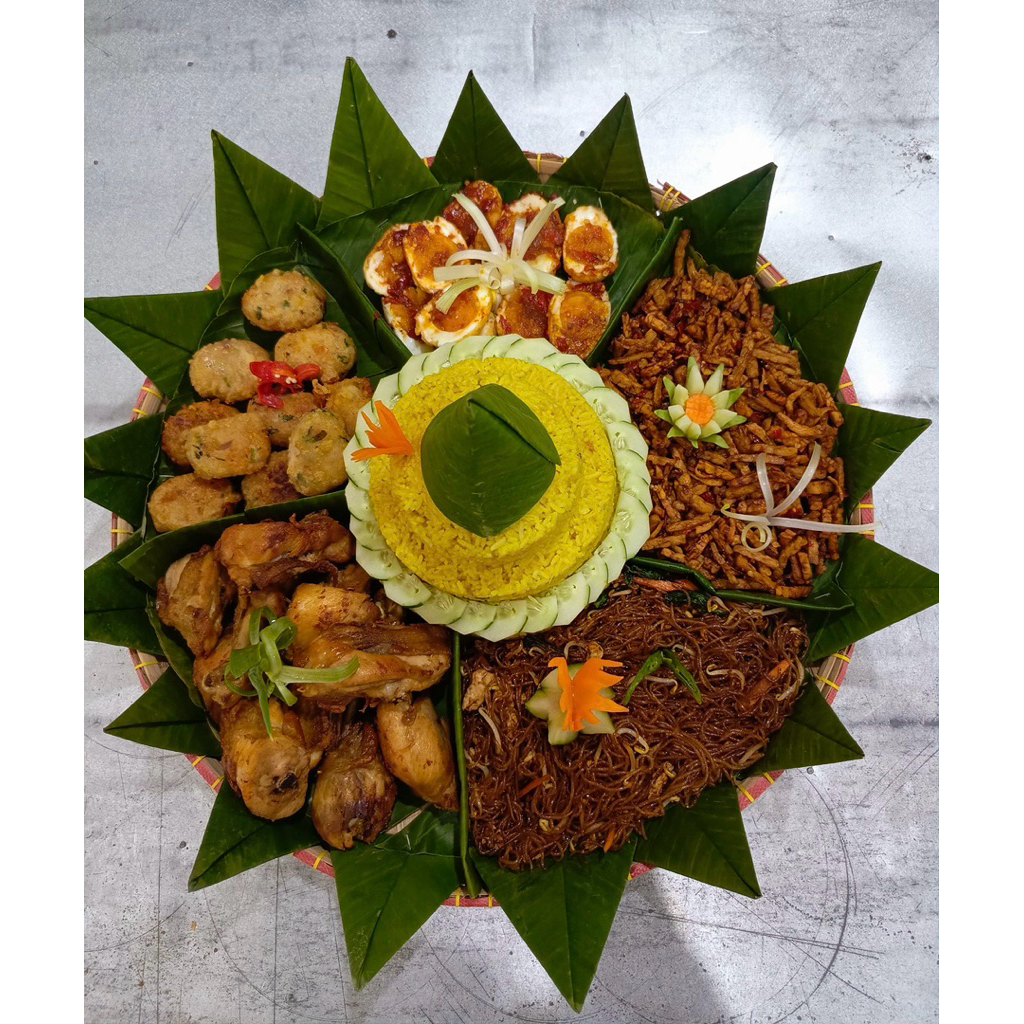 

Tumpeng