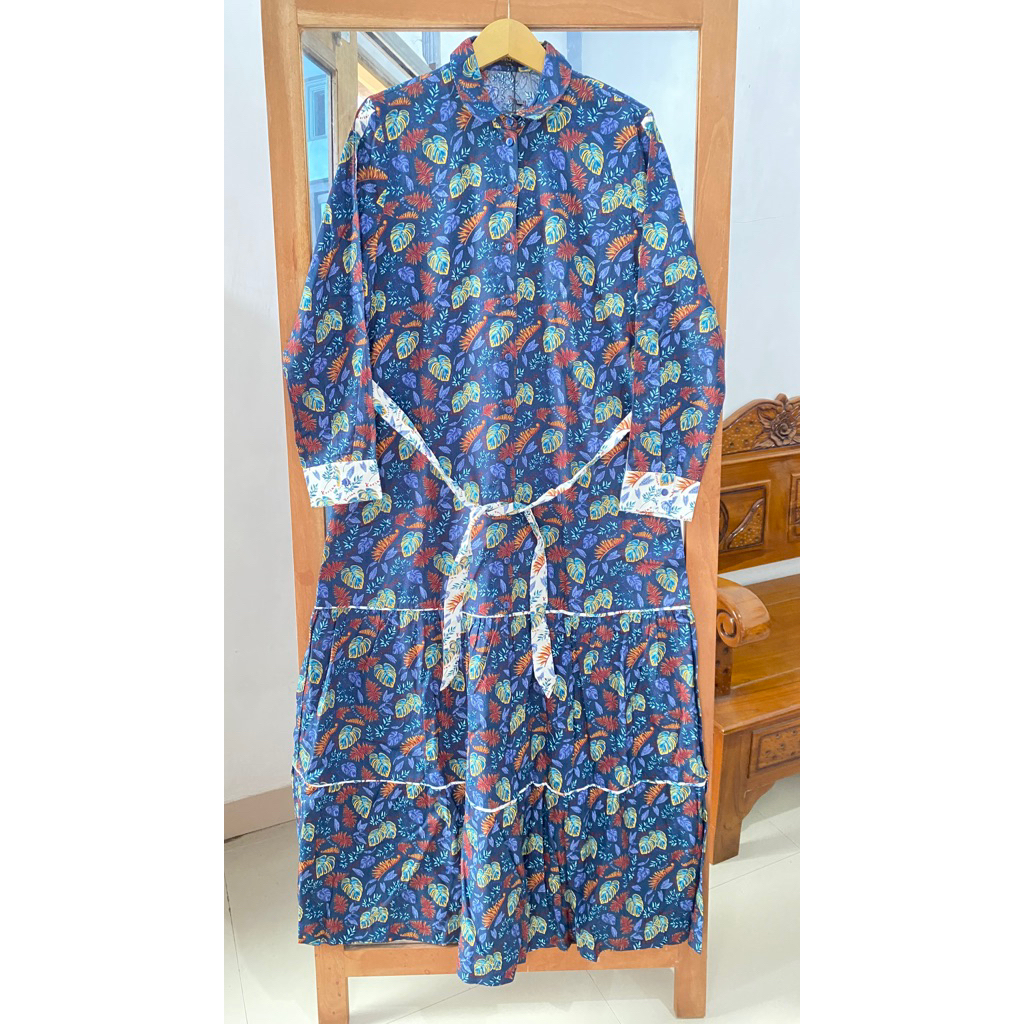 Ready  SABRINA DRESS KORINA NAVY