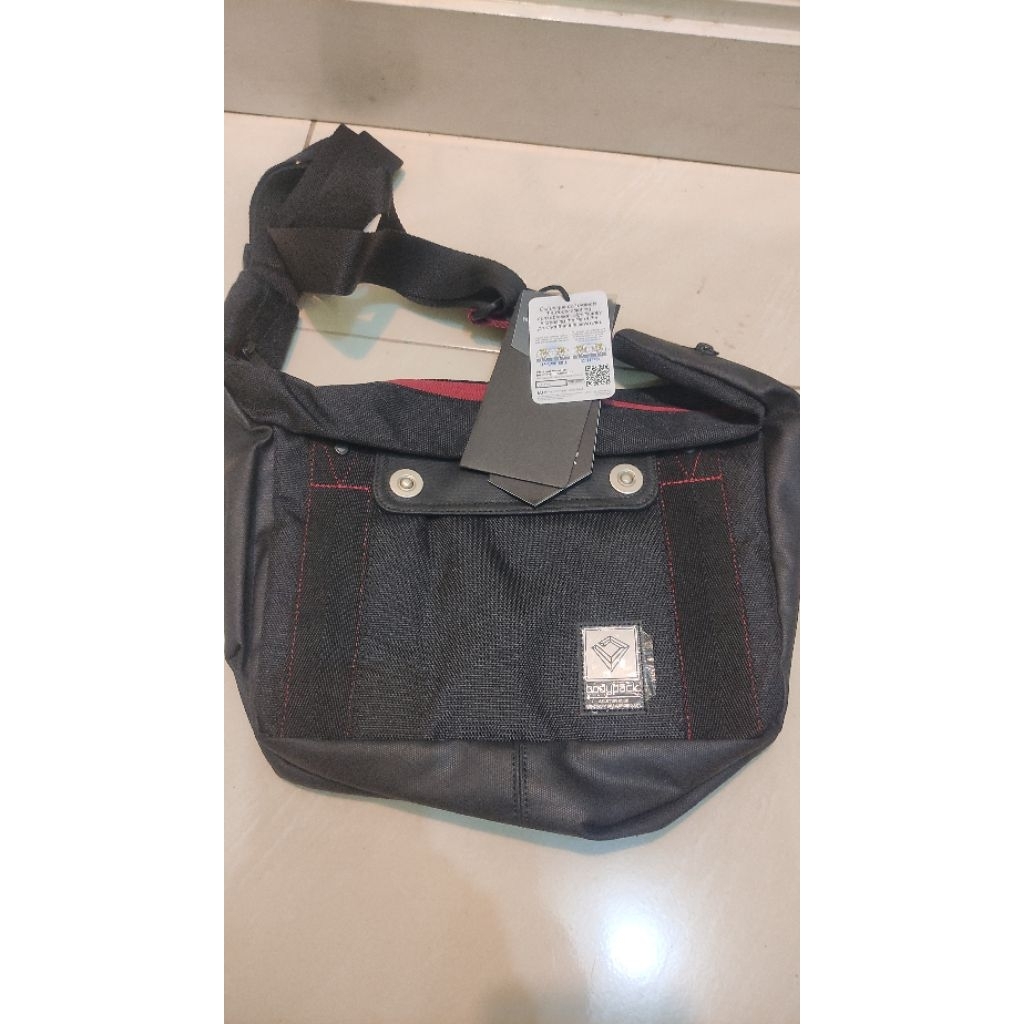 Tas selempang Bodypack Original