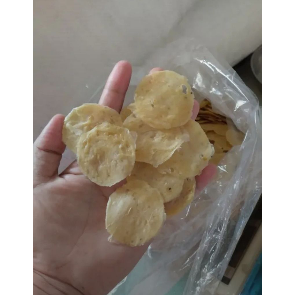 

Opak singkong mentah 1 kilo rasa gurih Opak singkong mentega original