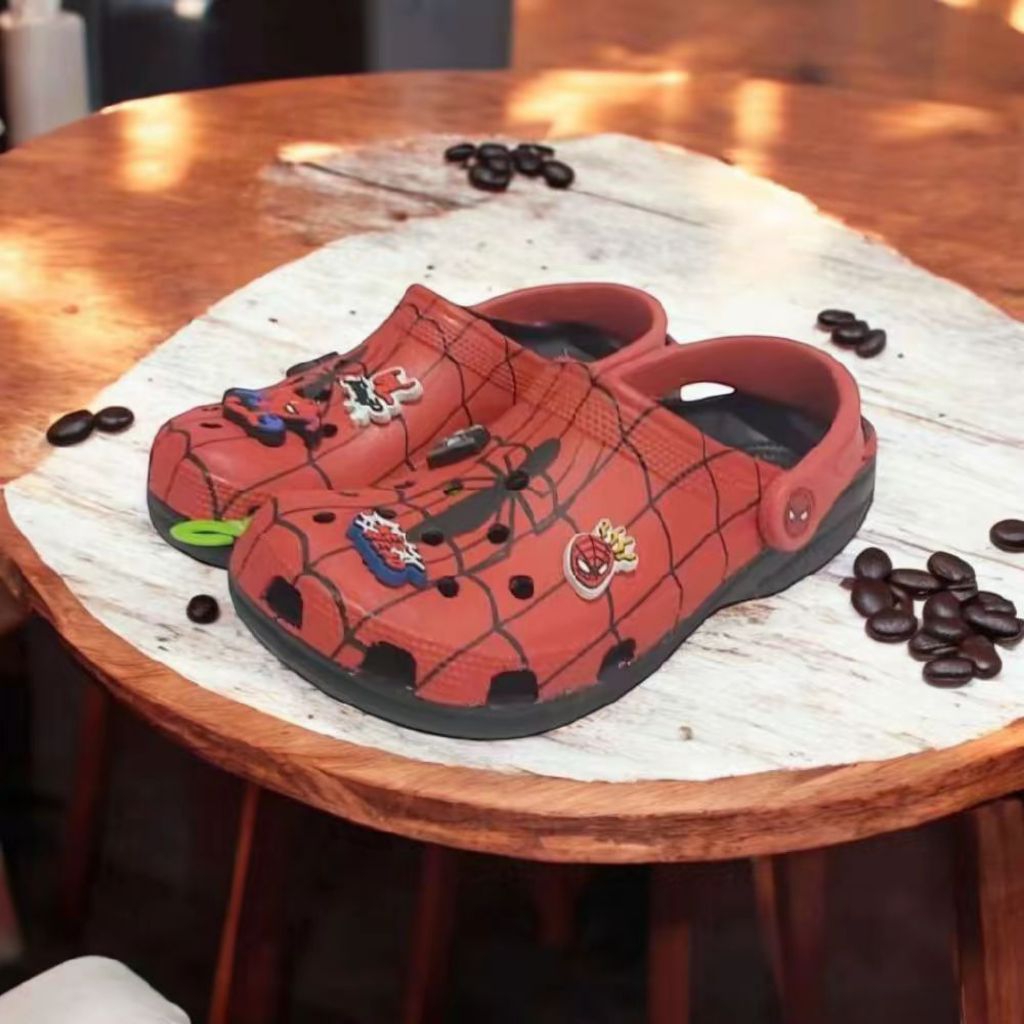 SENDAL PRIA CROCS  CLASSIC SPIDERMAN SENDAL KARET FREE JIBBITZ