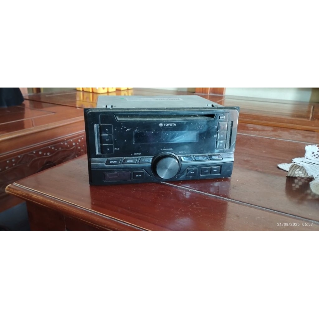 Head unit HU Original Avanza E 2015 merek kenwood copotan