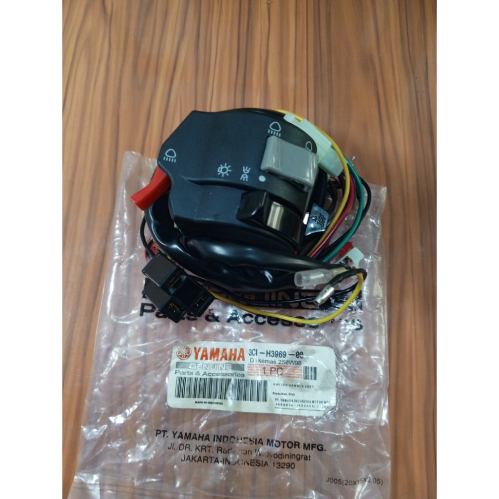 Saklar kiri Vixion old handle saklar kiri Vixion Lama