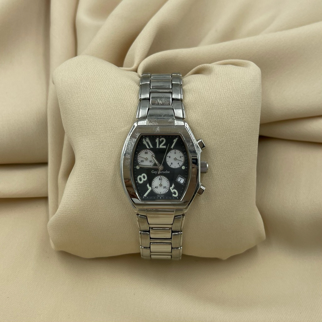 Jam Tangan Guy Laroche Wanita 19318