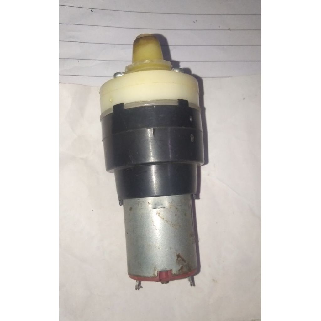 Dinamo pompa air galon