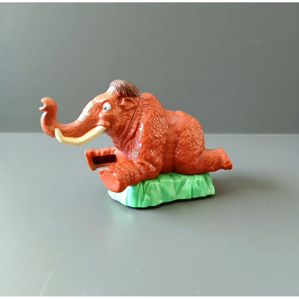 mainan figure Manny Mammoth Ice Age