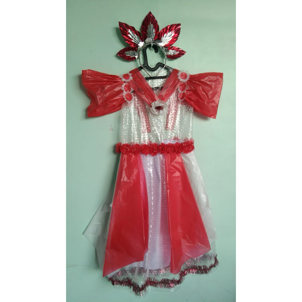 KOSTUM KARNAVAL AGUSTUSAN/KOSTUMBUBLEWRAP