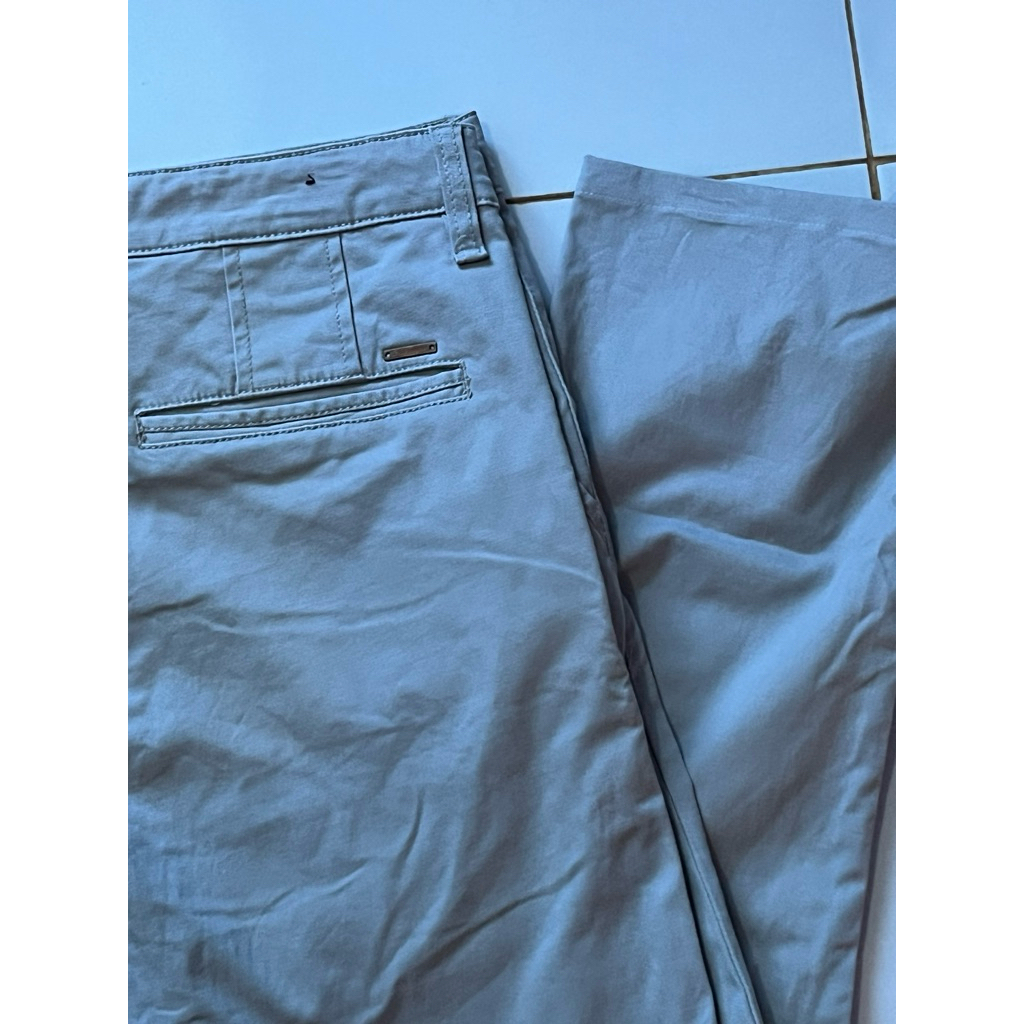 preloved celana pria