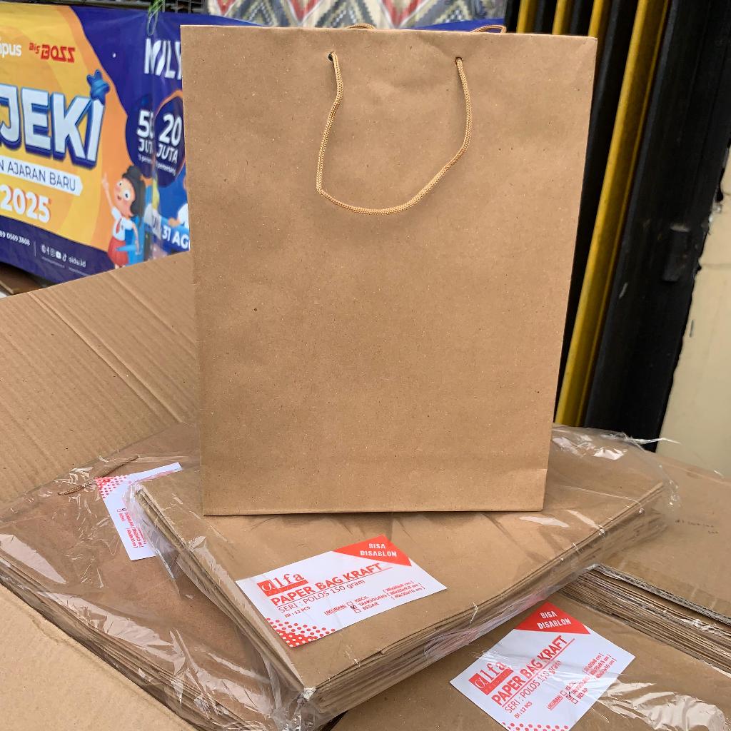 

1 pak isi 12 Paperbag polos coklat tebal 150gram tanggun 35x25x9,5cm murah paperbag ready instan