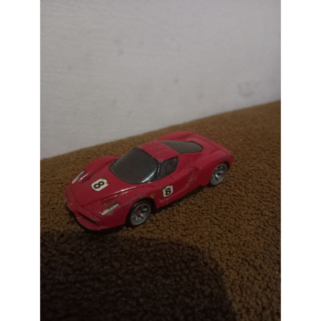 hotwheels enzo ferrari merah speed machine