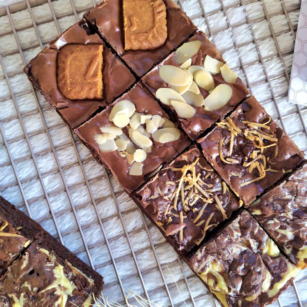 

Fudgy Brownies / Brownies Panggang / Brownies Panggang Premium By Jejou Bakehouse