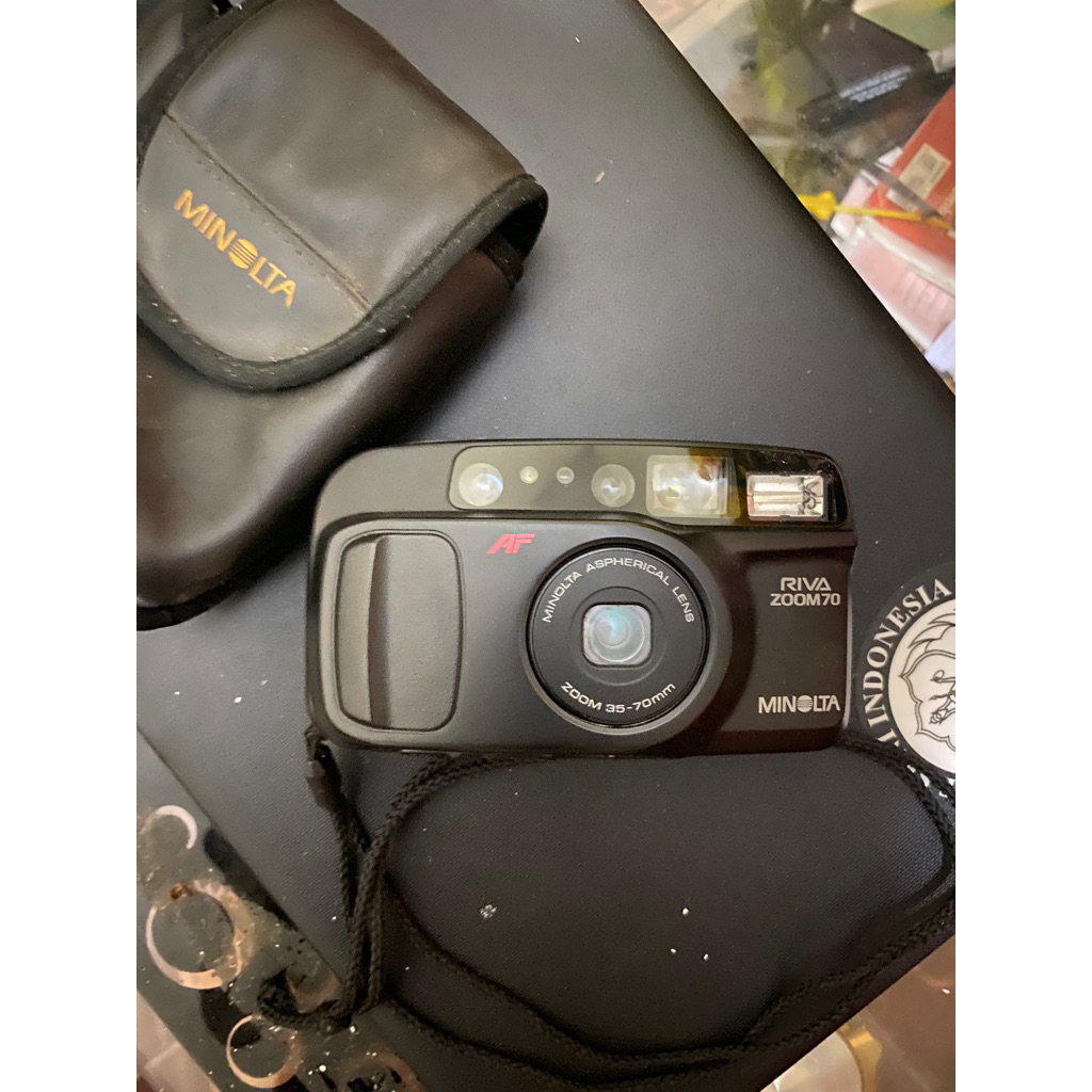 Kamera Analog Minolta Riva Zoom 70