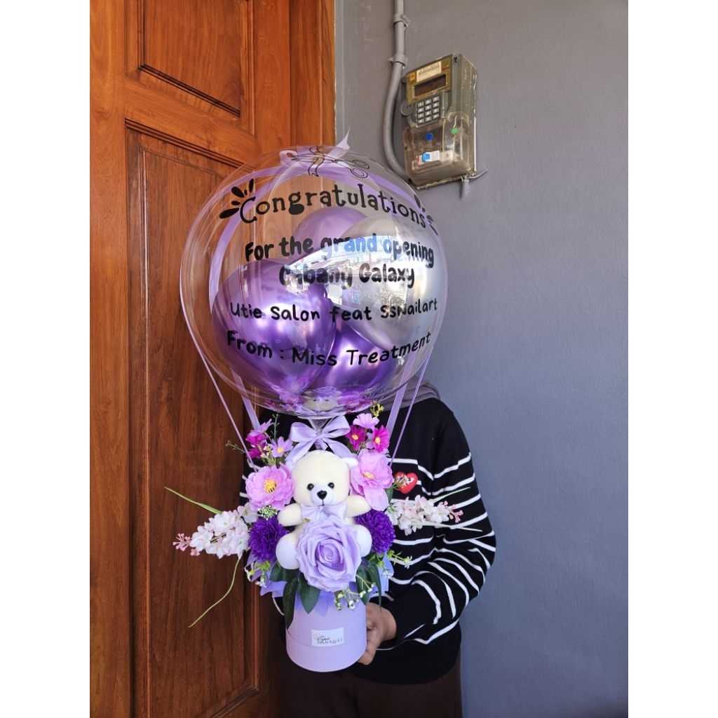 Berkah_Seratus Buket Balon Boneka Medium Bucket Balon Boneka Bunga Balon Bouquet Buket Boneka Sari