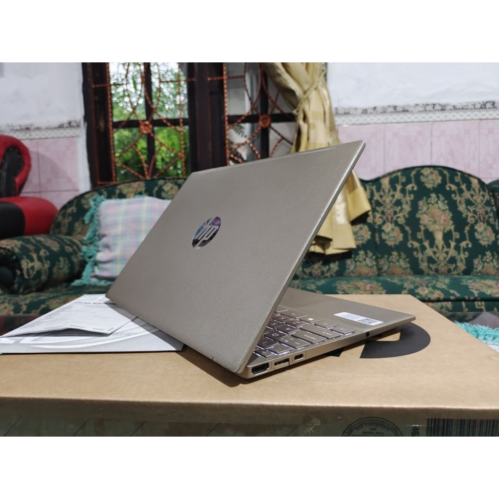 laptop hp pavilion aerio 13-be1003au ryzen 7 5825u 16/512