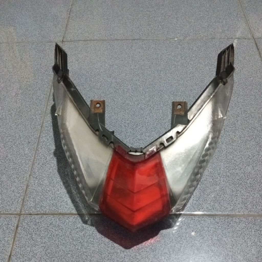 Stoplamp Honda Vario 125/150 led old tahun 2015-2017 bekas copotan motor original