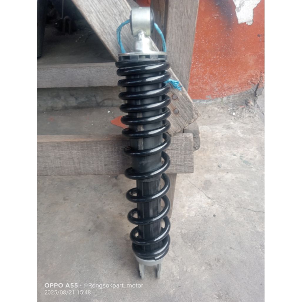 shock belakang Honda Vario 125 /Vario 150 original