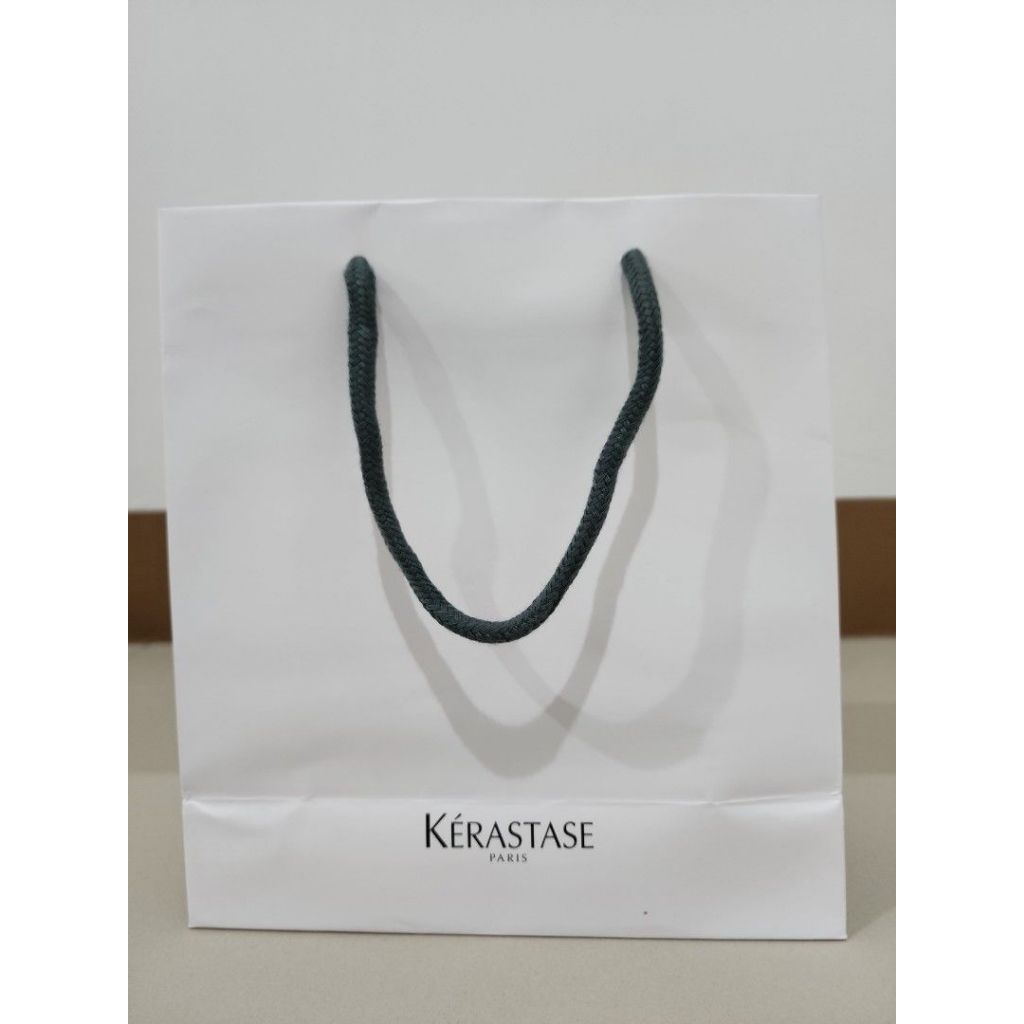 

Paper Bag Kerastase – Tas Belanja Premium Branded