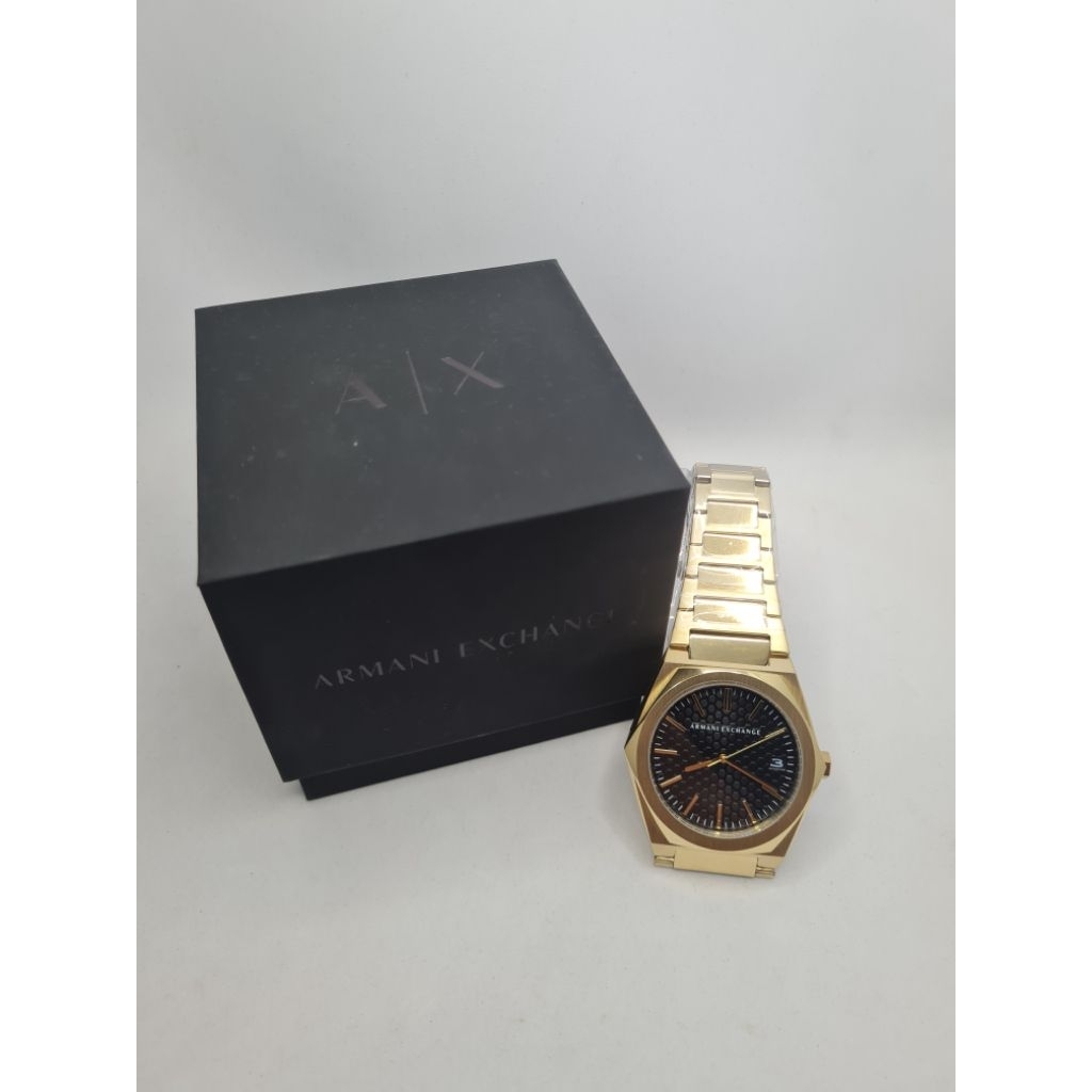 Jam Tangan Armani Exchange AX 2810 Men Black Dial Gold