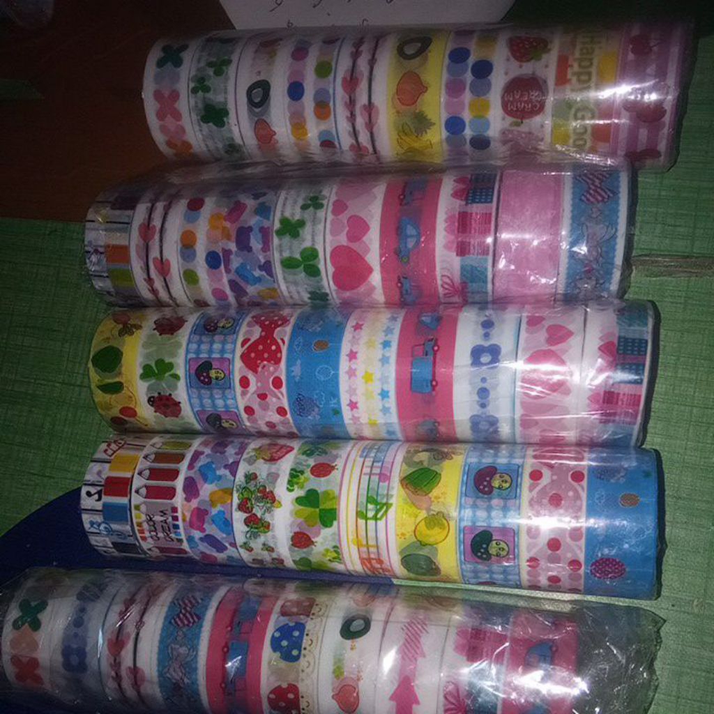 

LAKBAN KECIL MOTIF ISOLASI GLITTER METALIK 12 ROLL MURAH WARNA WARNI