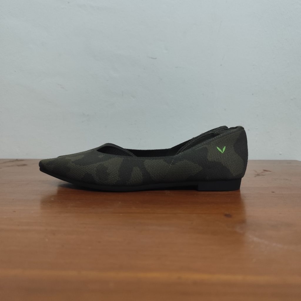 VIVAIA FLAT SHOES ORIGINAL