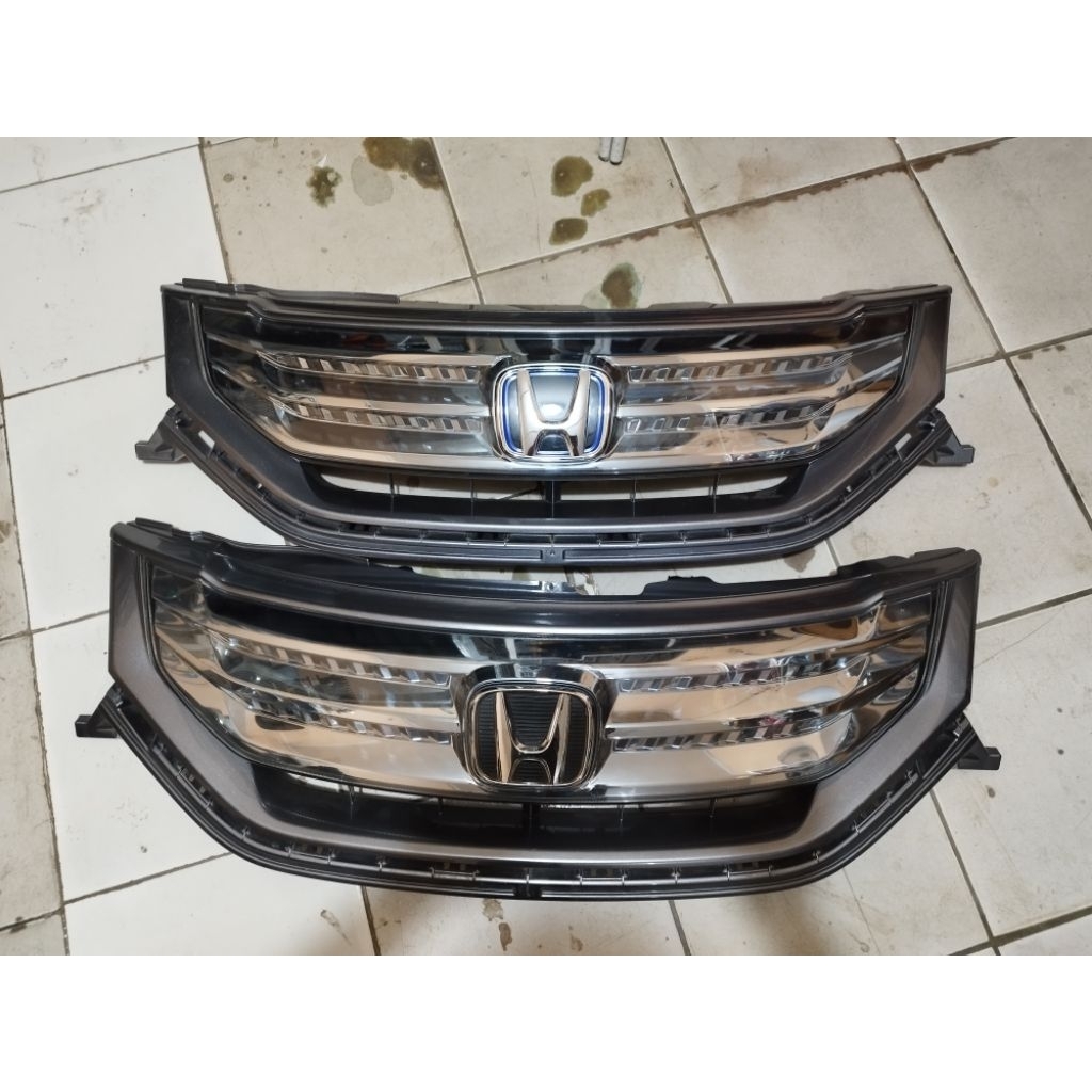 GRILL Original honda FREED Hybrid gb3 Japan