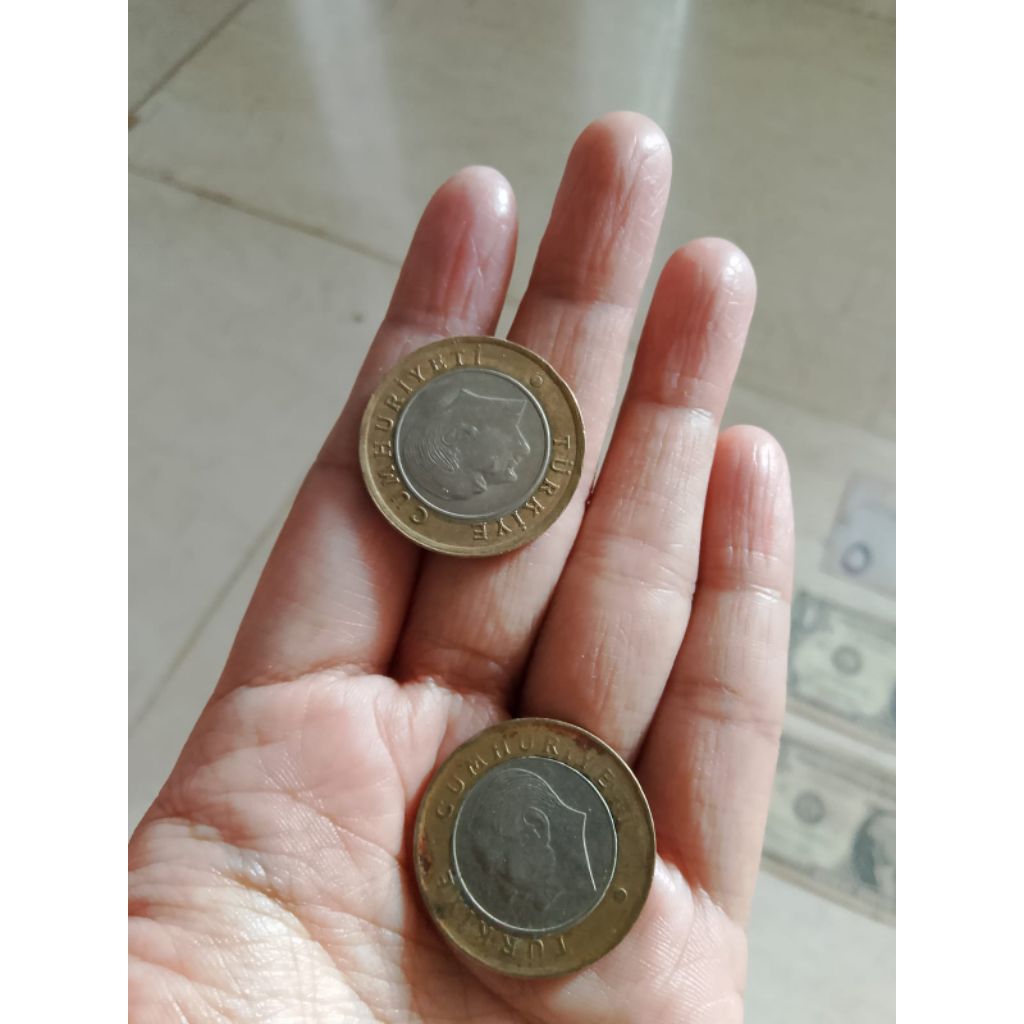 

Benda Antik/ Perangko