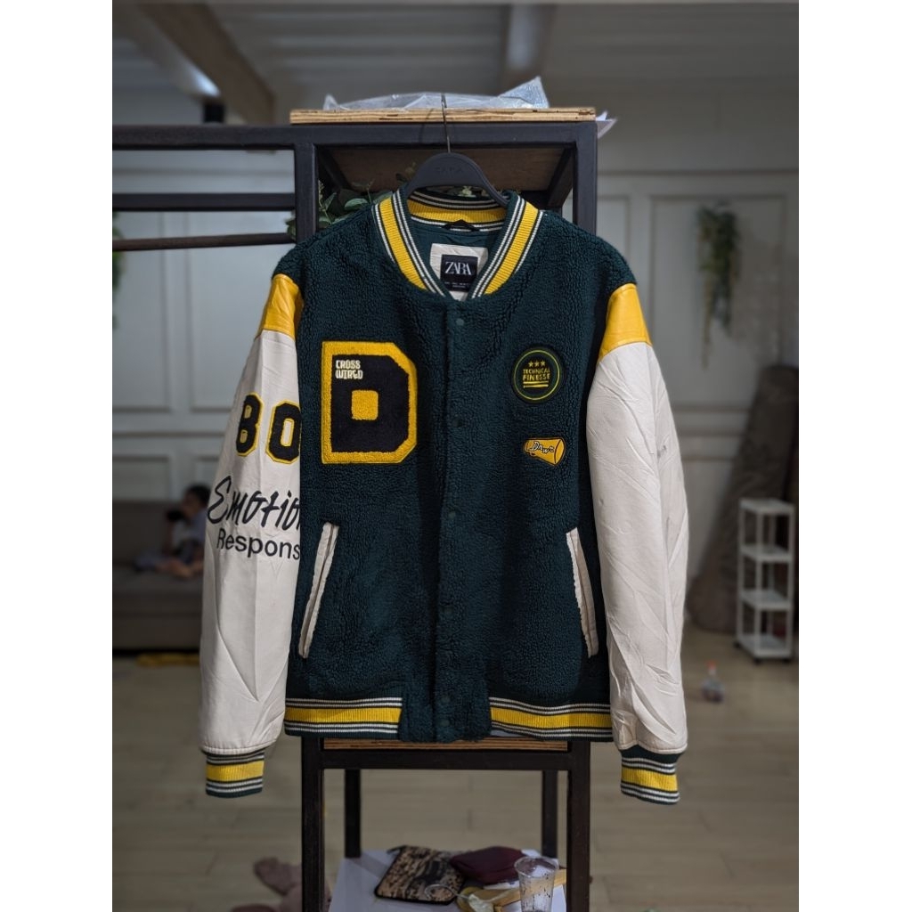 jaket varsity Zara man