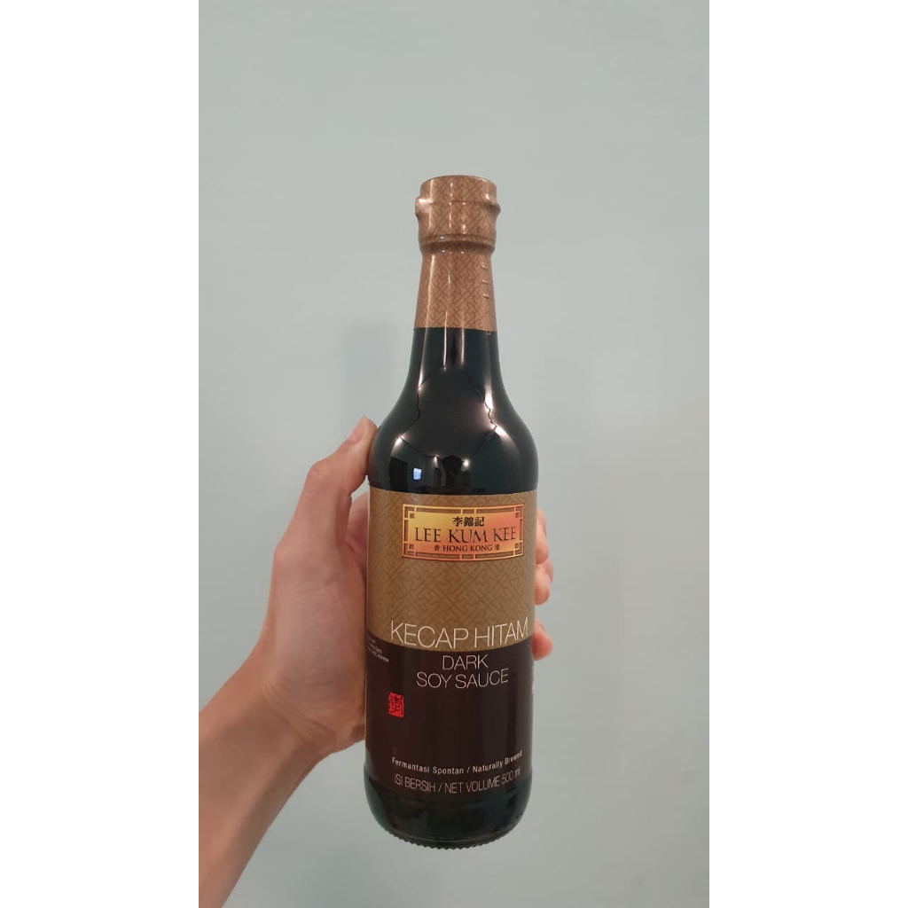 

Lee Kum Kee Dark Soy Sauce Kecap Hitam 500ml / Dark Soy Sauce Lee Kum Kee
