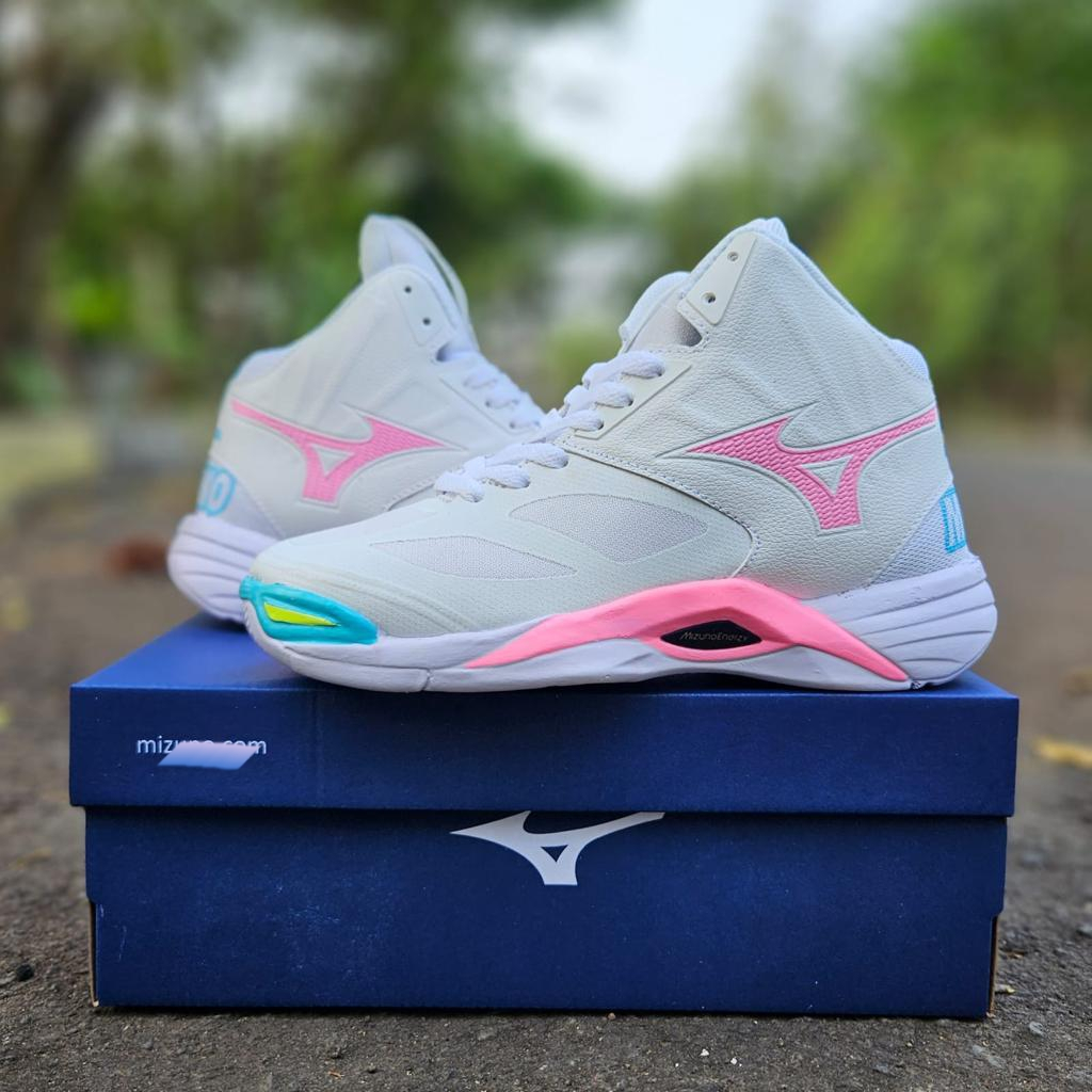 SEPATU VOLI MIZUNO WAVE MOMENTUM 2/SEPATU VOLI CEWEK