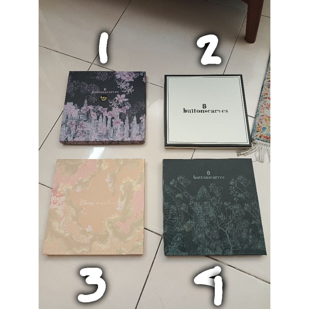 

box/kotak buttonscarves