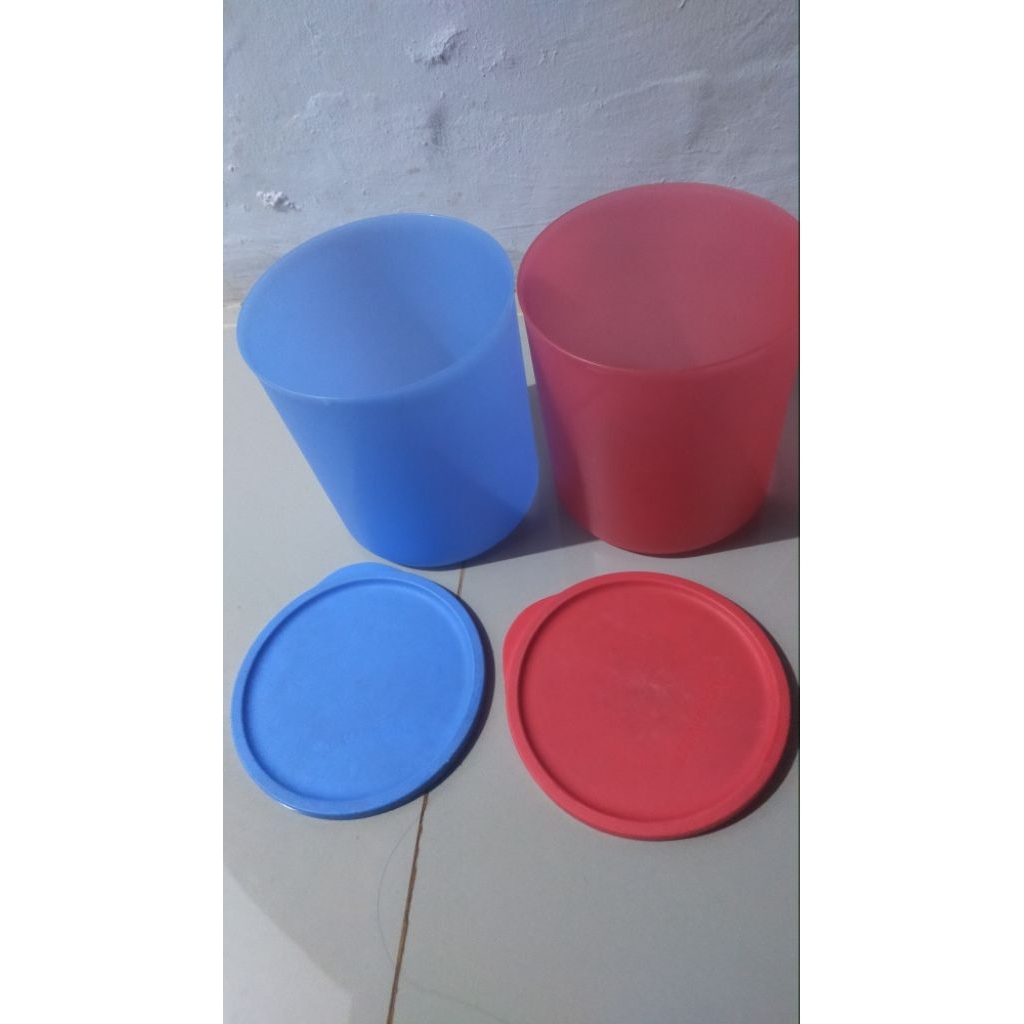 

Toples Tuperware Second masih bagus