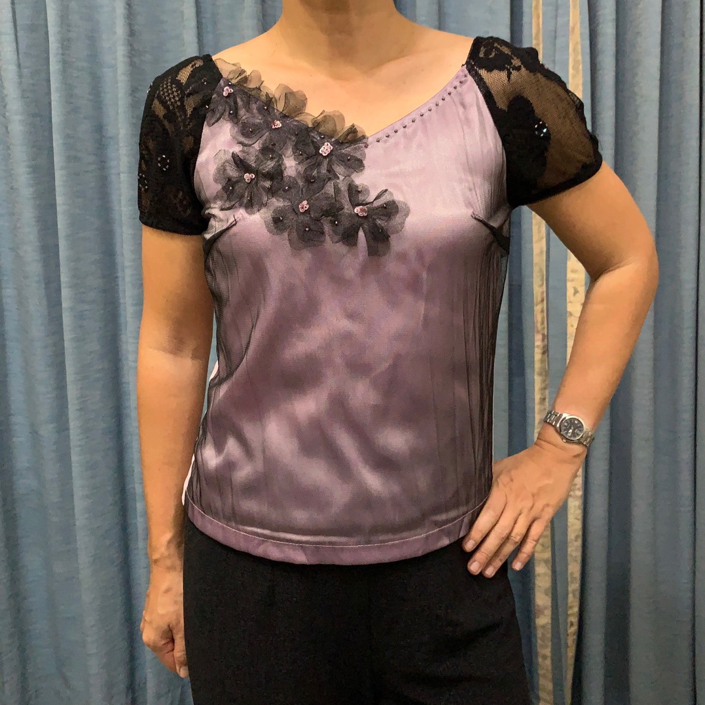 Blouse/Atasan wanita Pink Hitam Bunga lengan renda