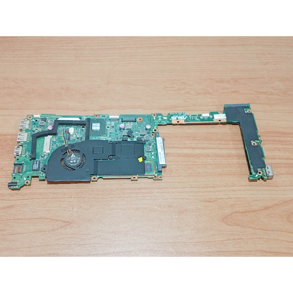 Mobo Motherboard mesin Notebook Asus x202e Rev : 2.0