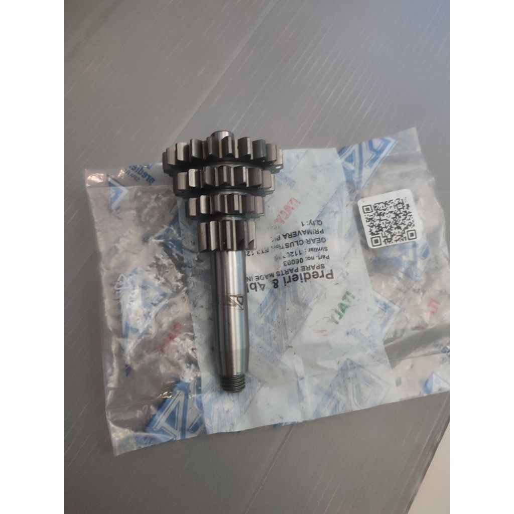 gigi borobudur vespa pts 4 speed original italia