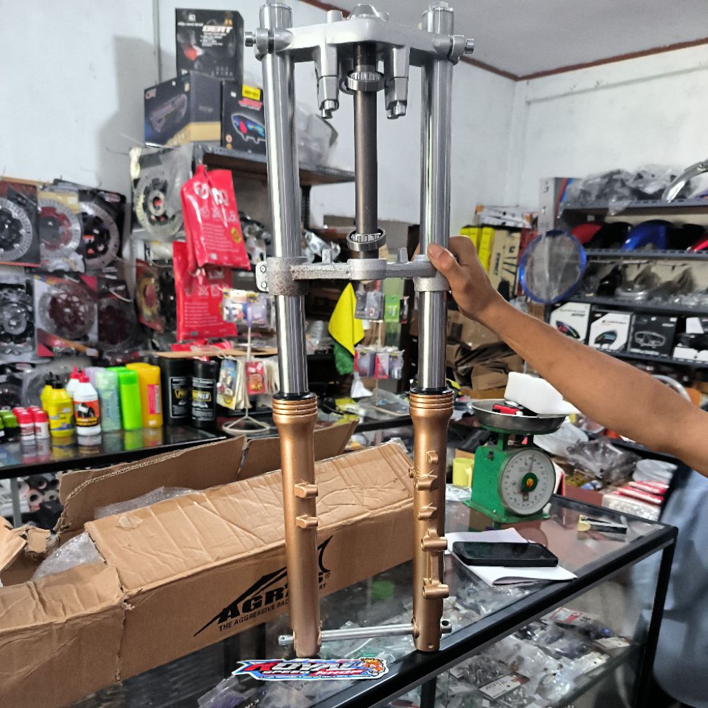 Shock Depan Ninja RR PNP CB GL Suspensi Ninja RR buat motor klasik