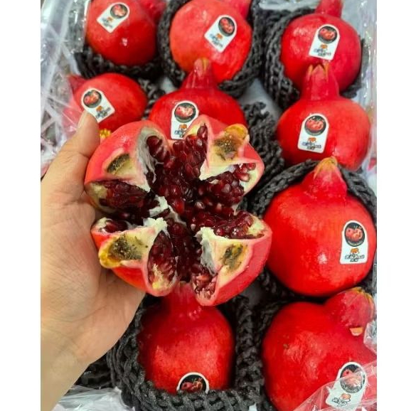 

Delima Merah India 1kg