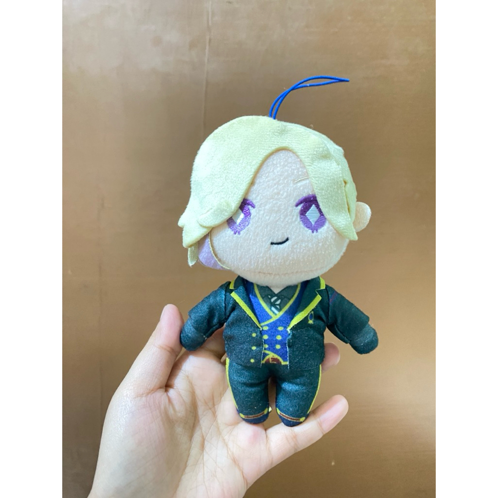 Boneka Karakter Vil Schoenheit from Twisted Wonderland size 17cm Original / Boneka Anime Twisted Won