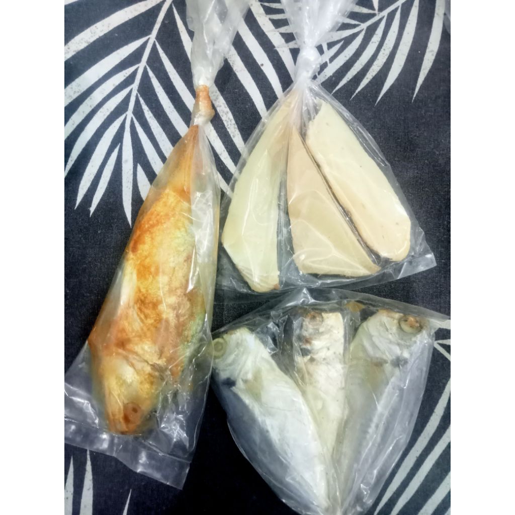 

Ikan Asin Murah Bebas pilih 10rb dapat 3 Bungkus.