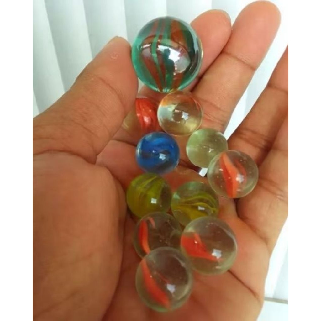 10 Pcs Kelereng Mata Kucing Ukuran Sedang Dan 1 Pcs Kelereng Jumbo Mata Kucing