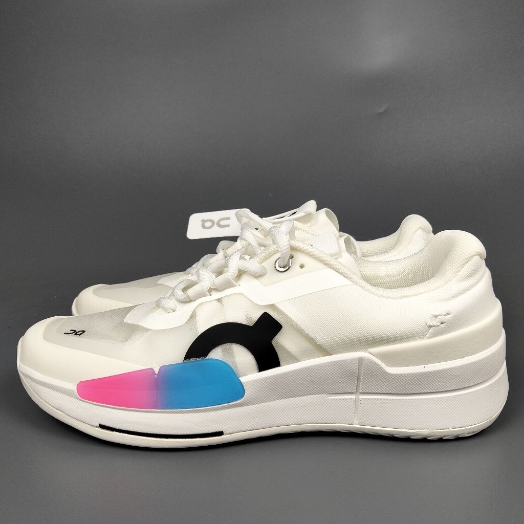 sepatu tannis padel On Cloud The Roger 2 White Malibu