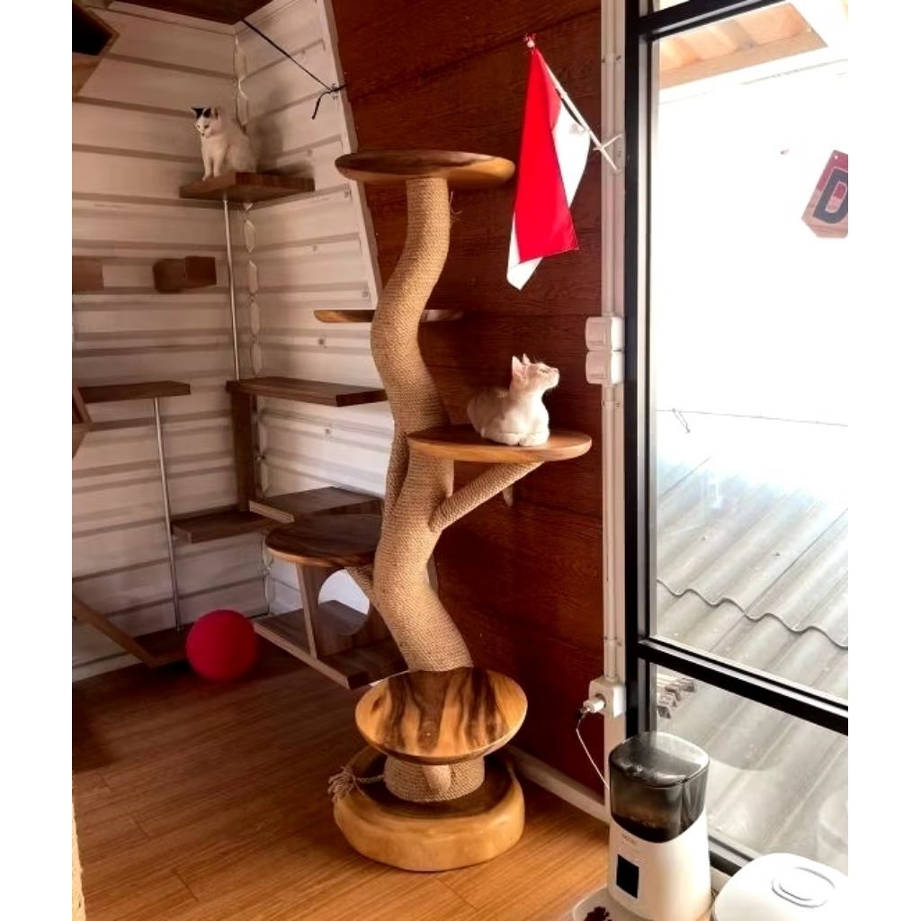 Cat Tree / Cat Tower dari kayu solid