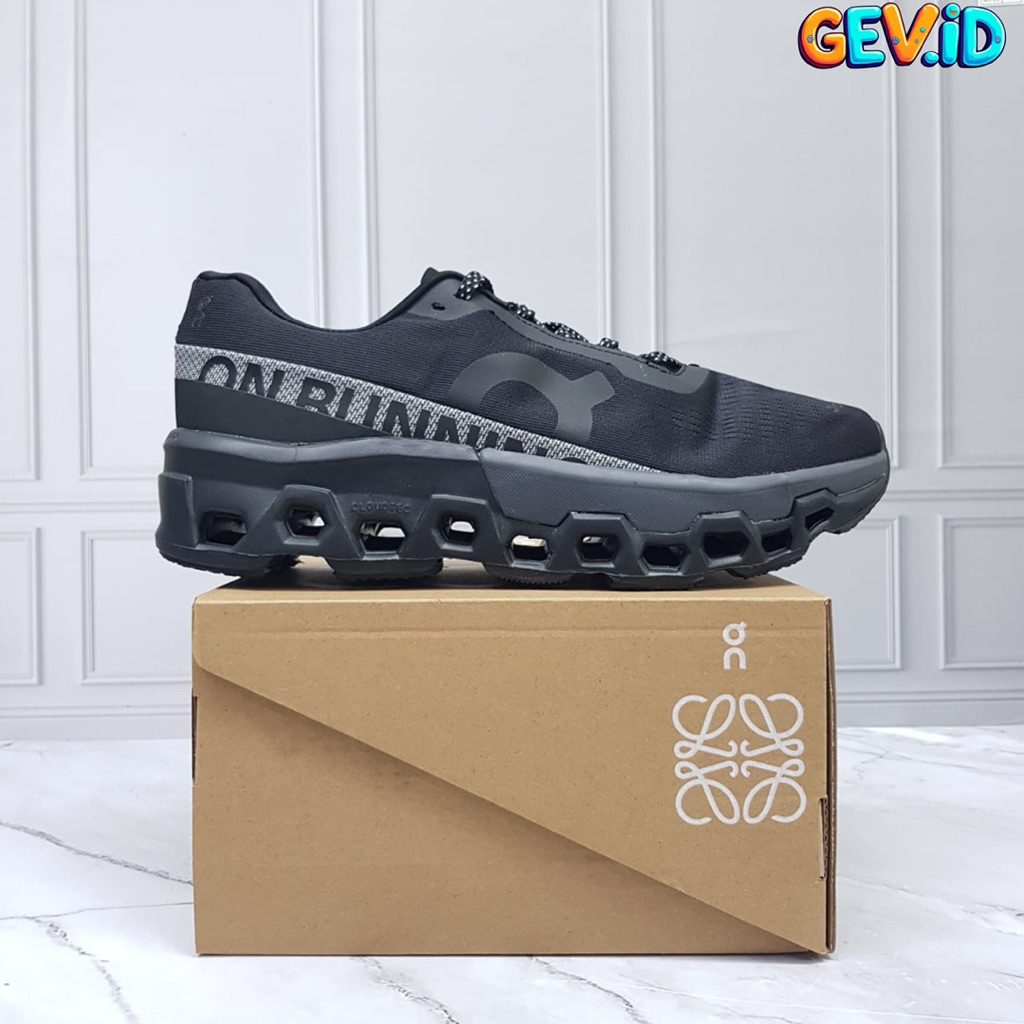 SEPATU ON CLOUD MONSTER 5 - ON CLOUD MONSTER 5 - SEPATU RUNNING PRIA