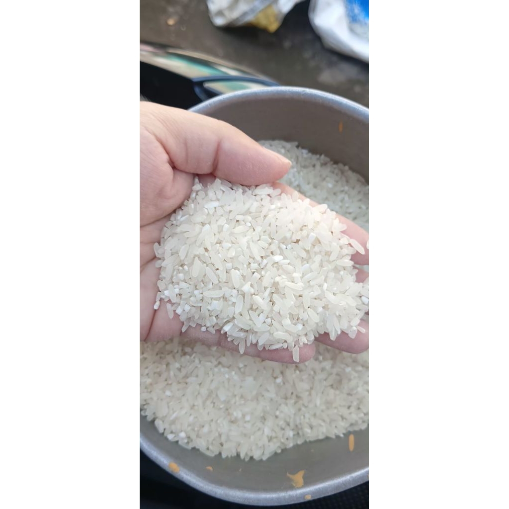 

BERES JENIS IR64 / BERAS SELEPAN / BERAS ENAK PUTIH PULEN / BERAS TANPA CAMPURAN